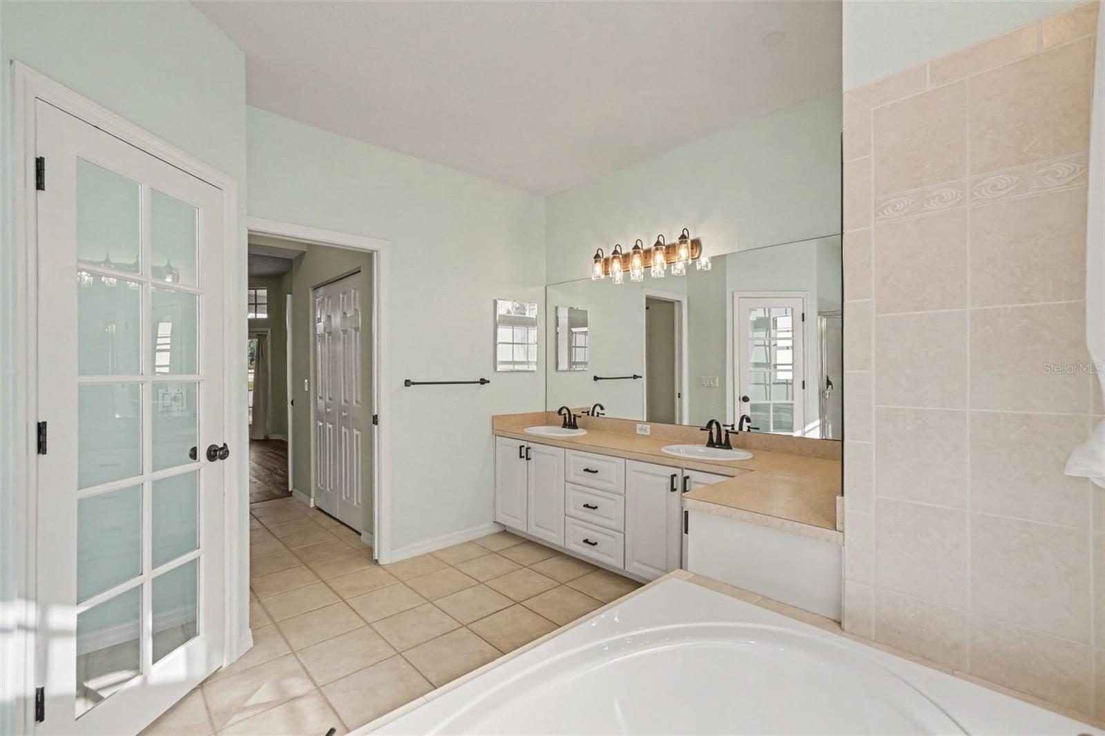 12339 ROSELAND DRIVE, New Port Richey, FL 34654