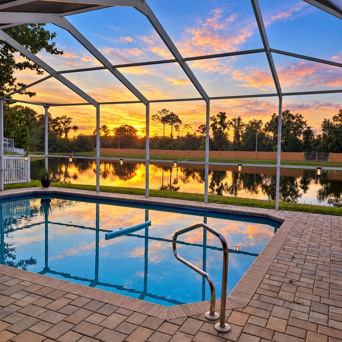 12339 ROSELAND DRIVE, New Port Richey, FL 34654