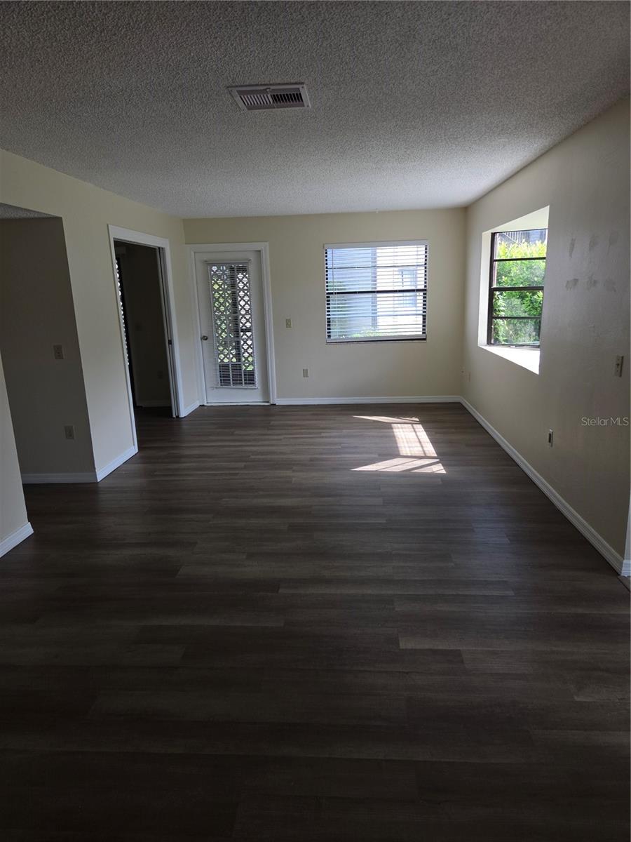 11630 BAYWOOD MEADOWS DRIVE, #4, New Port Richey, FL 34654