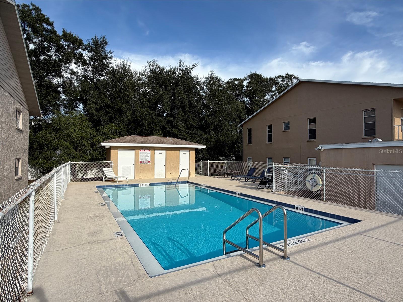 pool