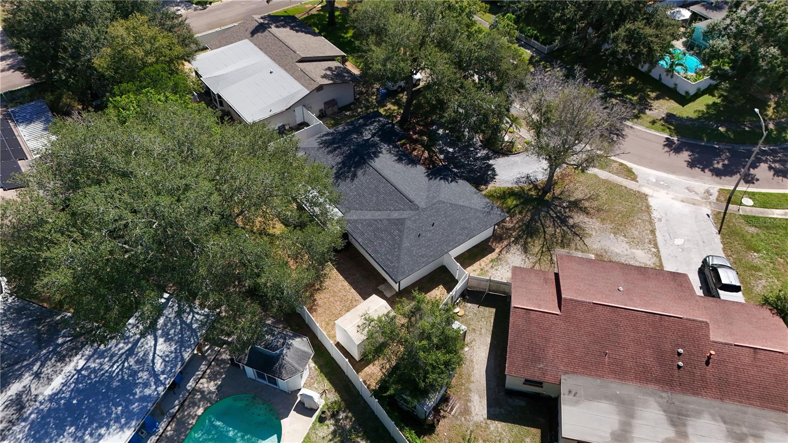 2239 68TH AVENUE N, St Petersburg, FL 33702
