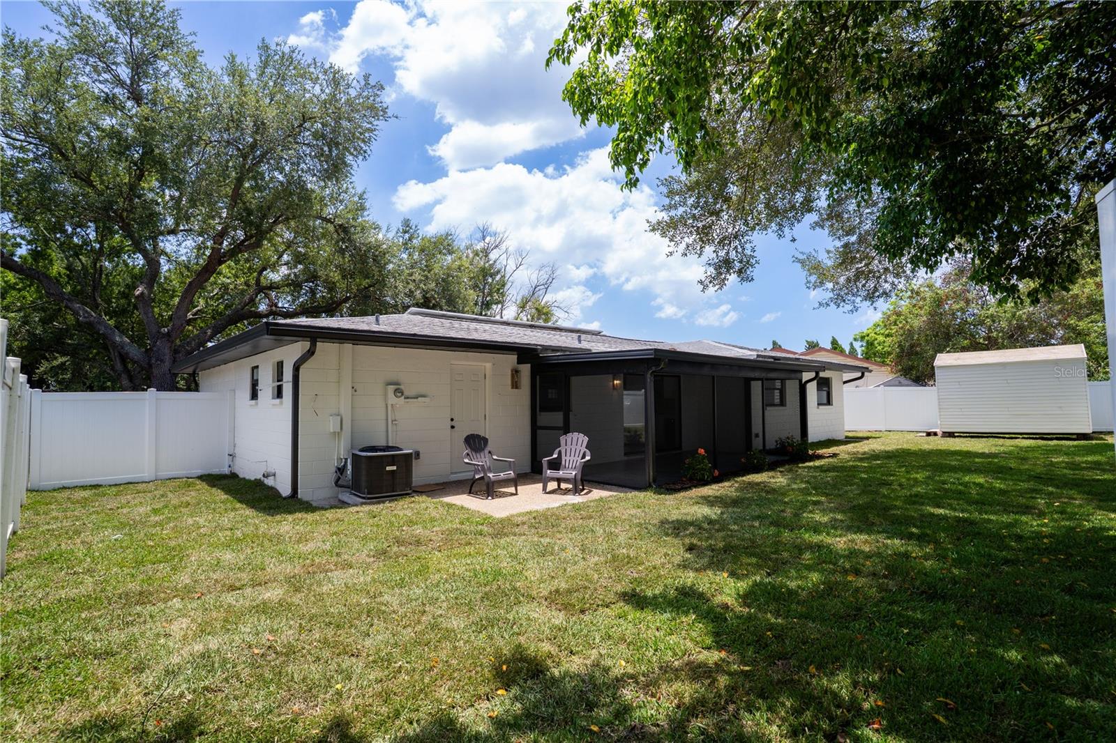2239 68TH AVENUE N, St Petersburg, FL 33702