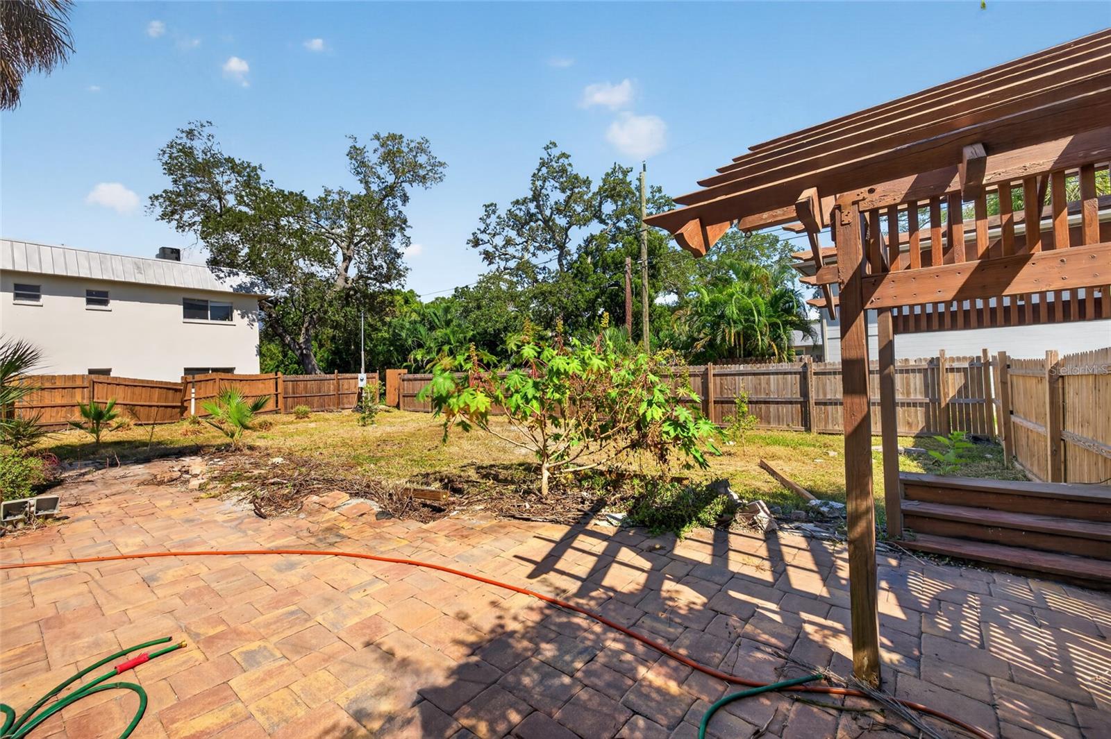 5719 29TH AVE S, Gulfport, FL 33707