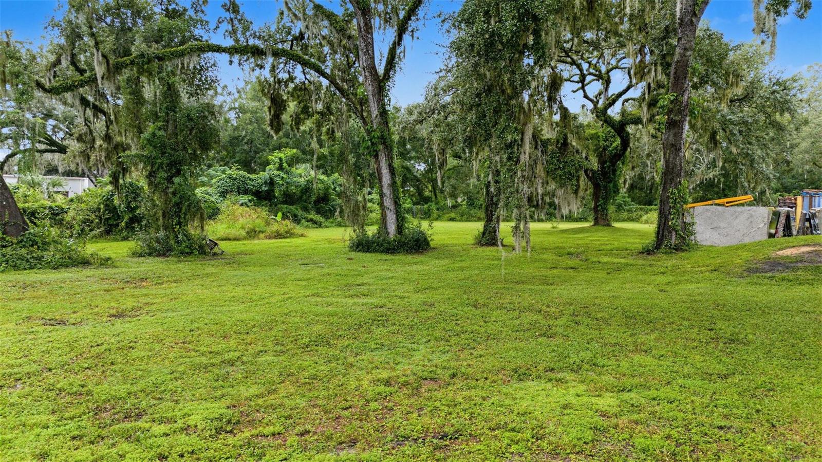 13650 N 12TH STREET, Tampa, FL 33613