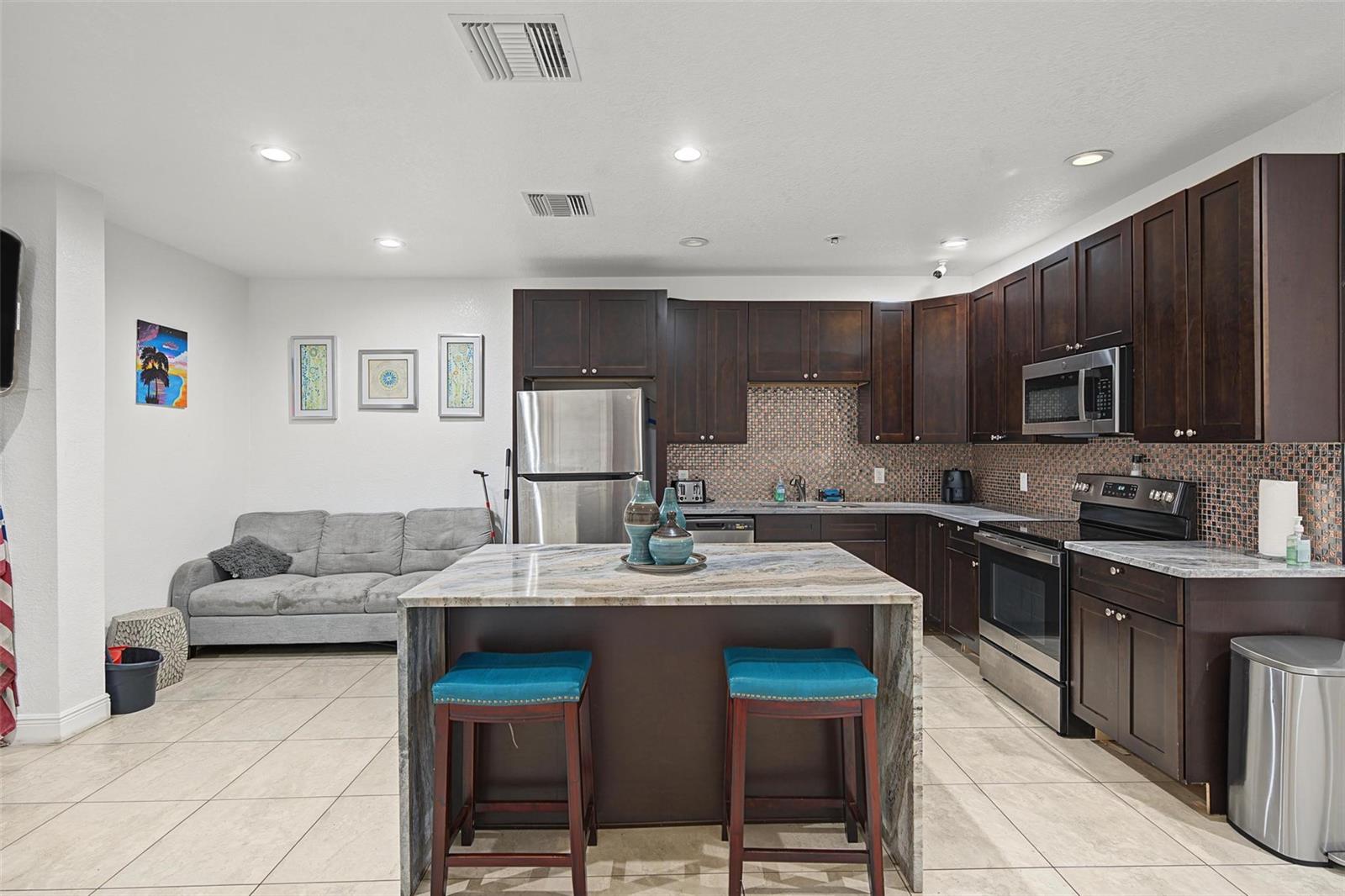 13650 N 12TH STREET, Tampa, FL 33613