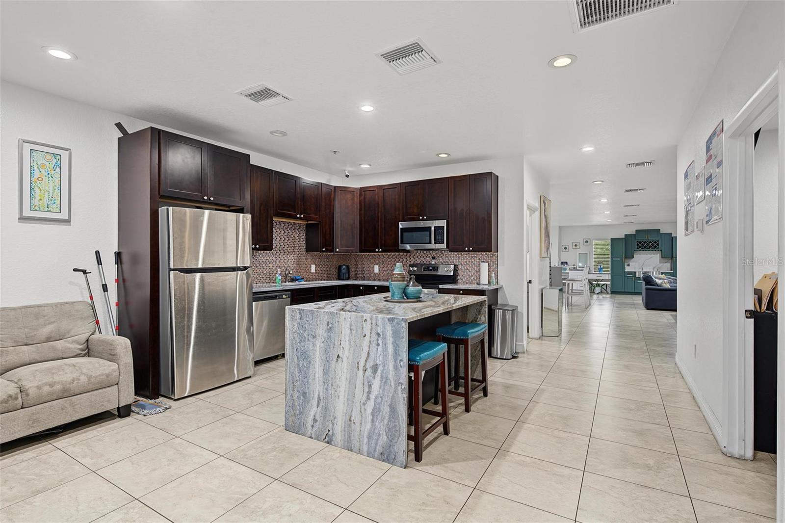 13650 N 12TH STREET, Tampa, FL 33613
