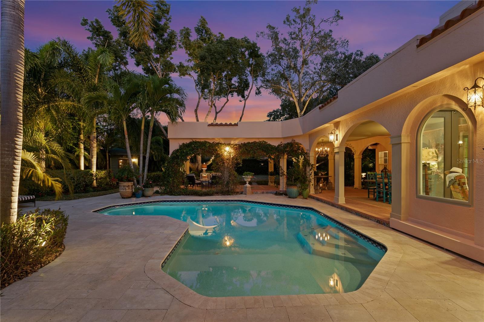 7211 3RD AVENUE S, St Petersburg, FL 33707