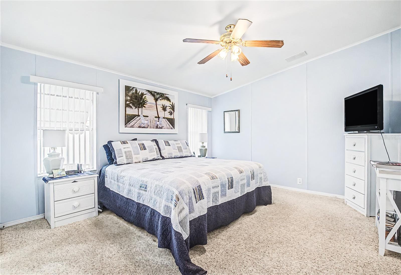 37233 BEVERLY AVENUE, Zephyrhills, FL 33542