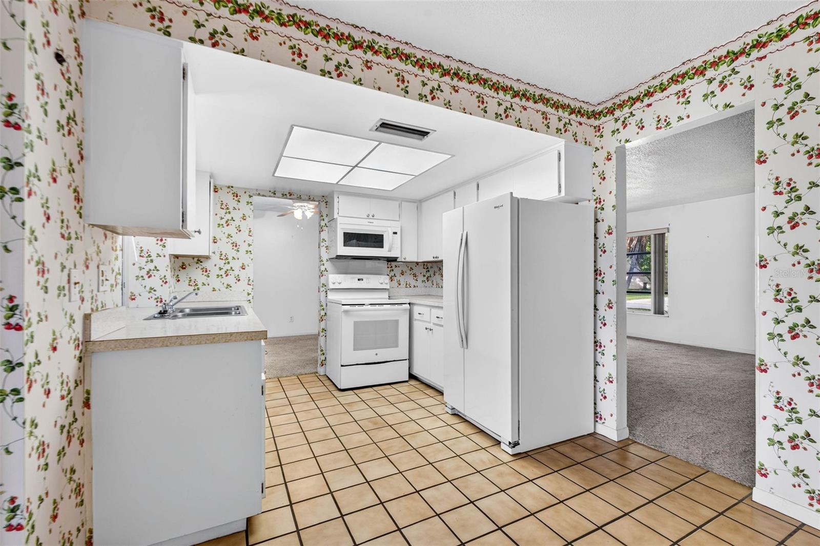 8779 143RD STREET, Seminole, FL 33776 8779 143RD STREET, Seminole, FL 33776