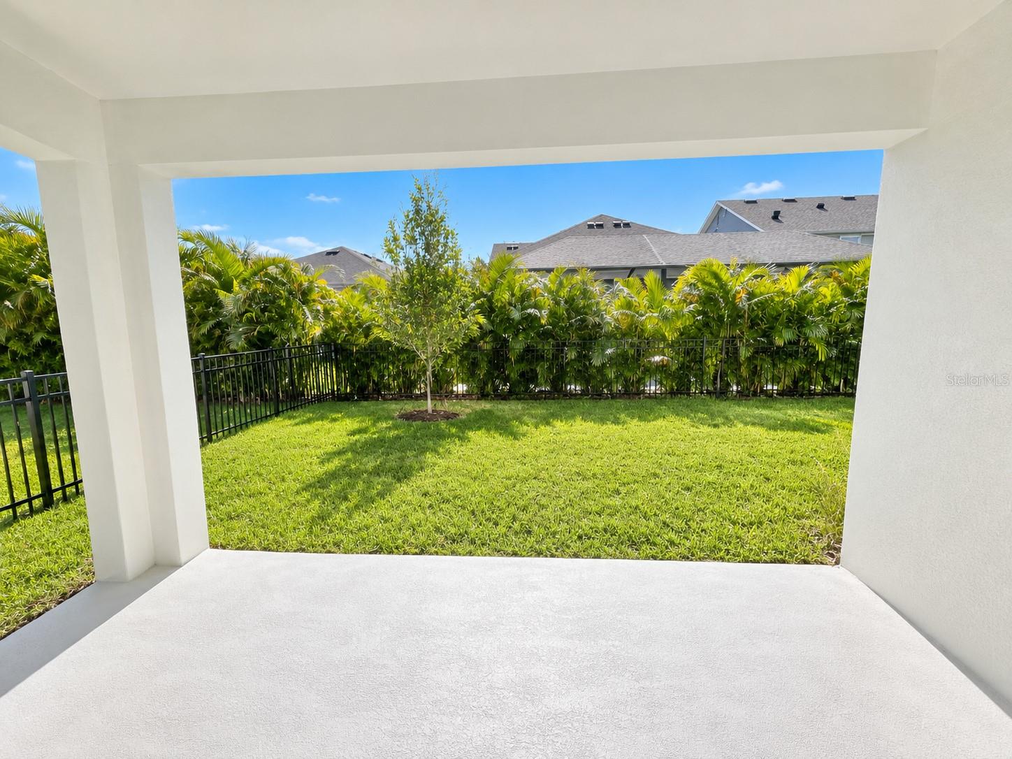 Lanai/Back Yard