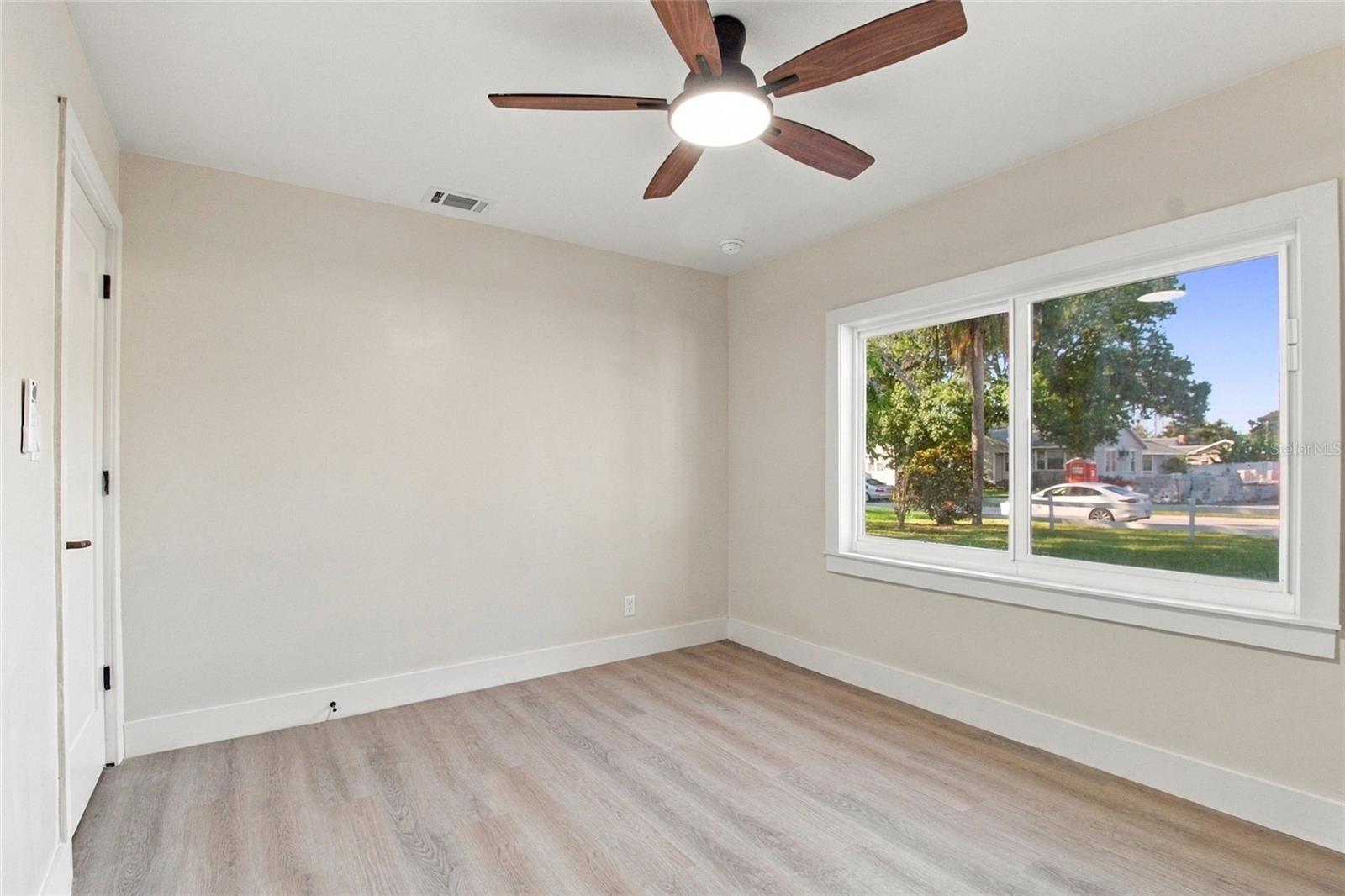 4540 EMERSON AVENUE S, St Petersburg, FL 33711