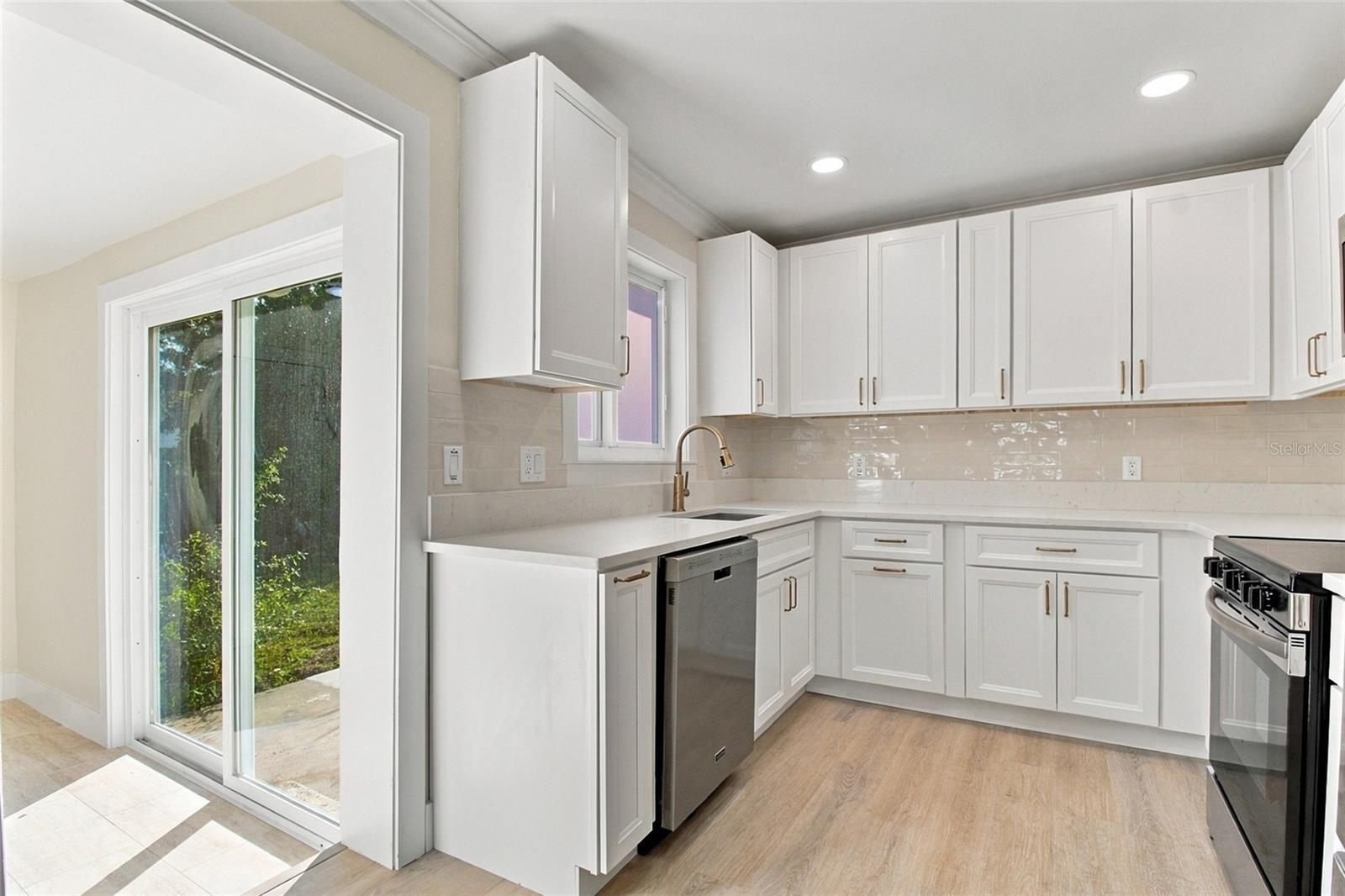 4540 EMERSON AVENUE S, St Petersburg, FL 33711