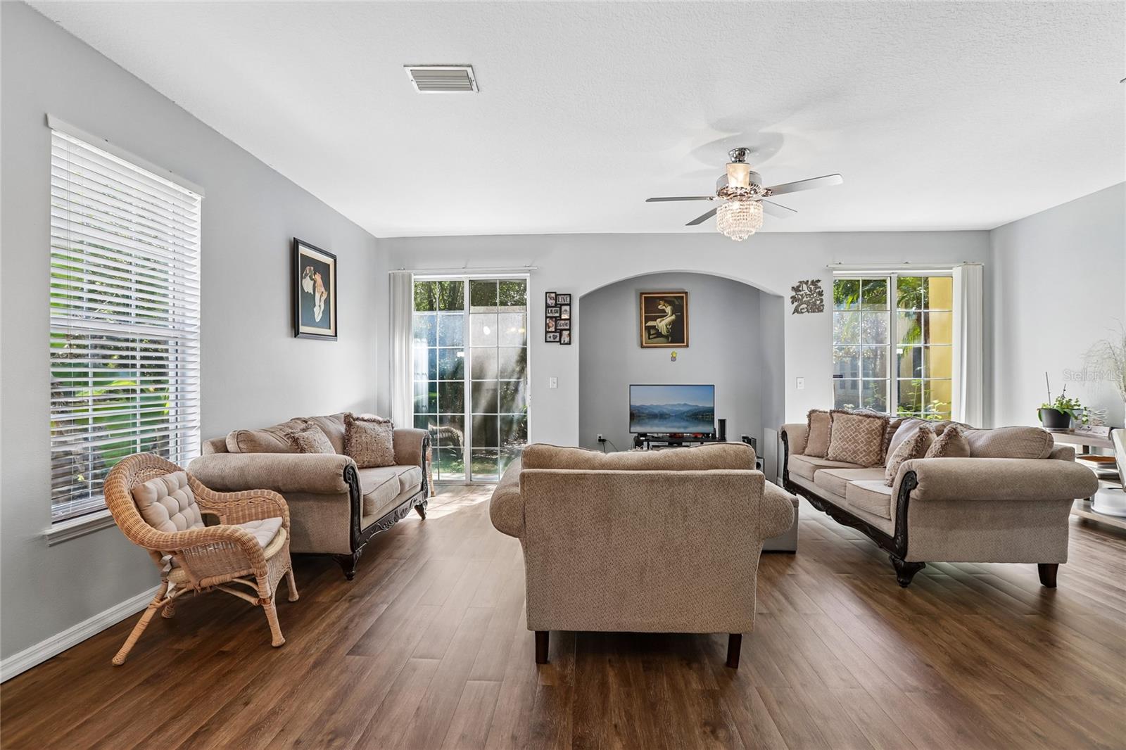 6736 BREEZY PALM DRIVE, Riverview, FL 33578 6736 BREEZY PALM DRIVE, Riverview, FL 33578