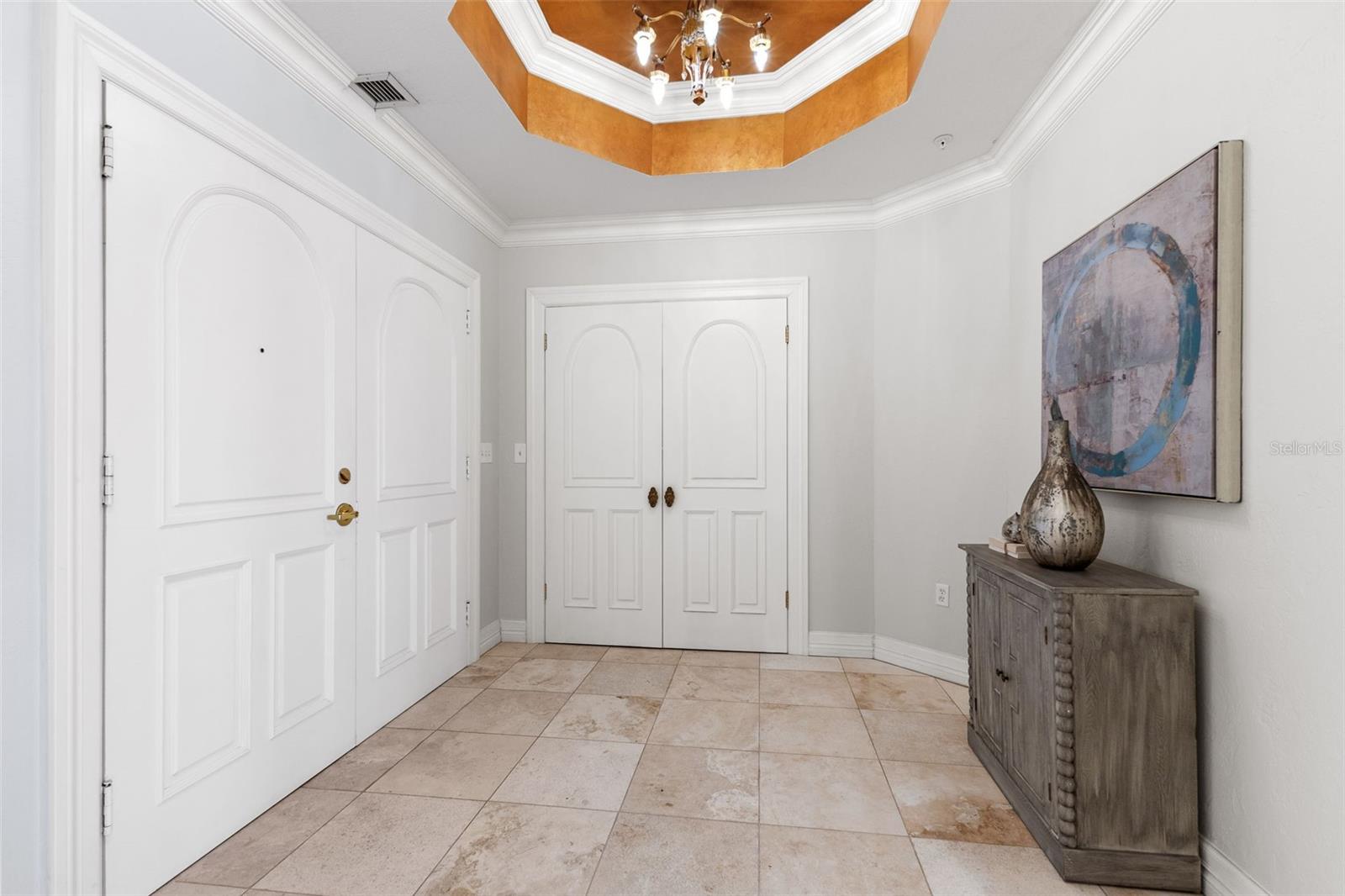 288 BEACH DRIVE NE, #9B, St Petersburg, FL 33701