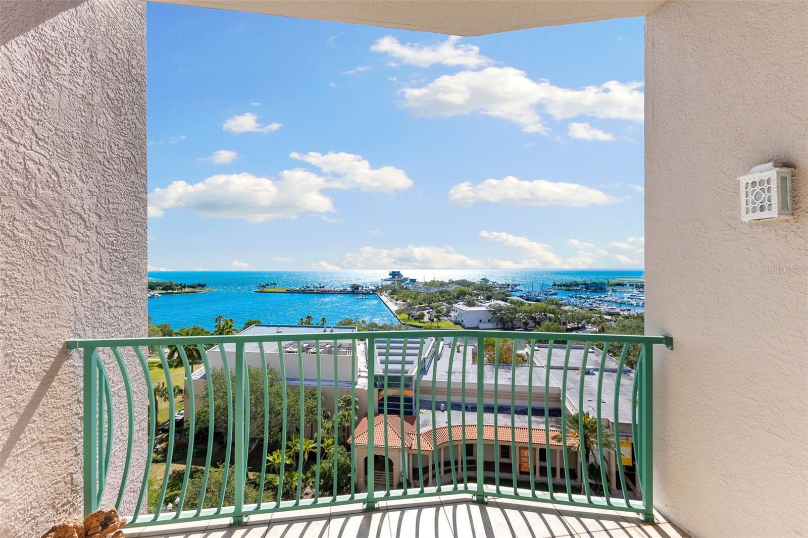 288 BEACH DRIVE NE, #9B, St Petersburg, FL 33701