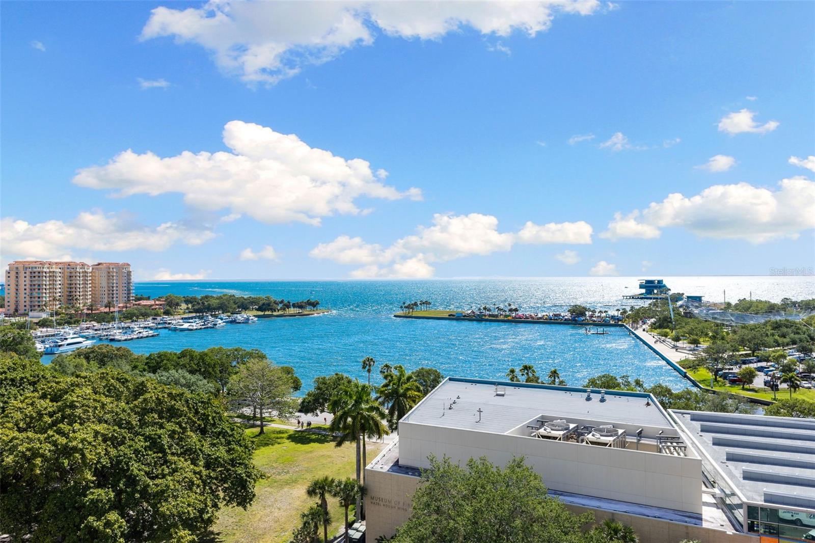 288 BEACH DRIVE NE, #9B, St Petersburg, FL 33701