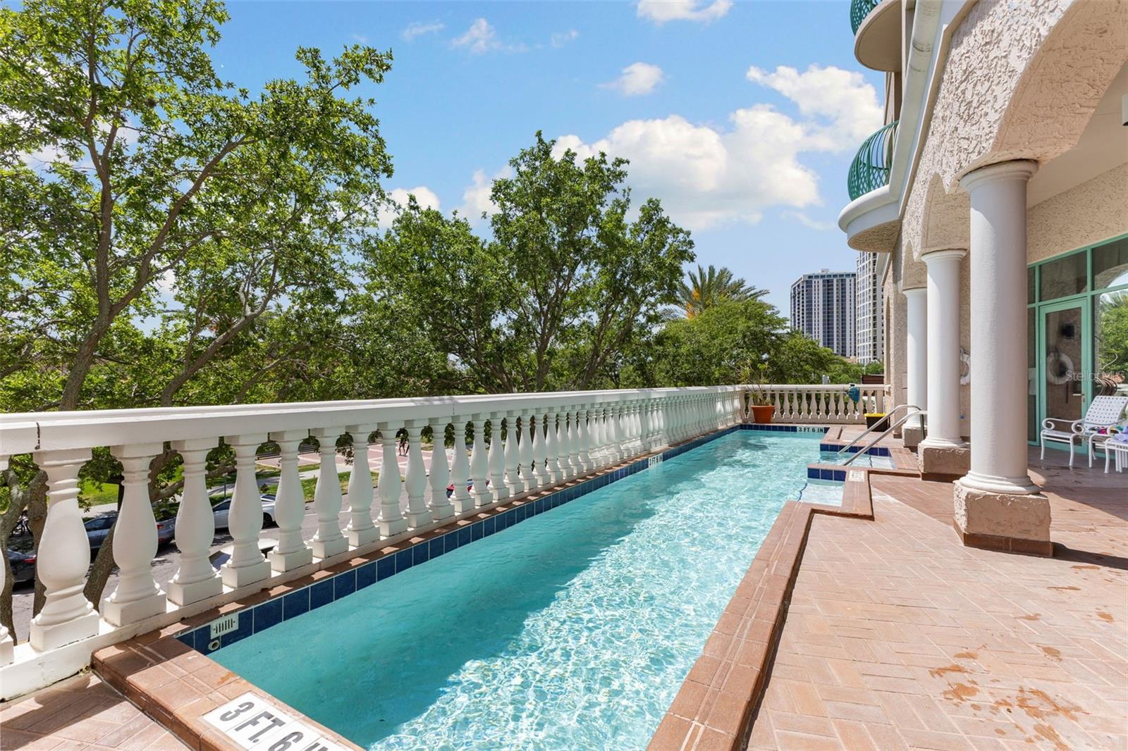 288 BEACH DRIVE NE, #9B, St Petersburg, FL 33701