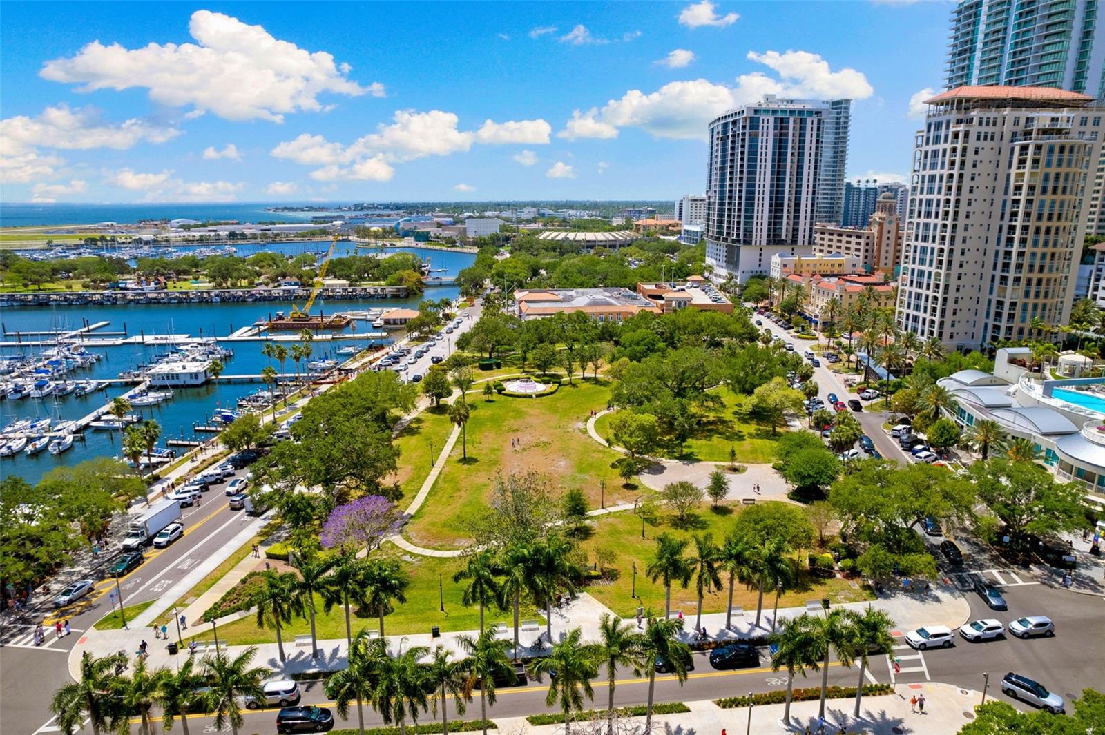 288 BEACH DRIVE NE, #9B, St Petersburg, FL 33701
