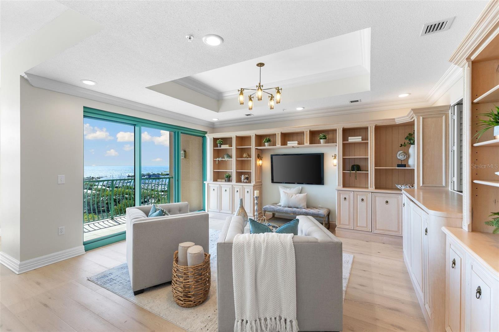 288 BEACH DRIVE NE, #9B, St Petersburg, FL 33701
