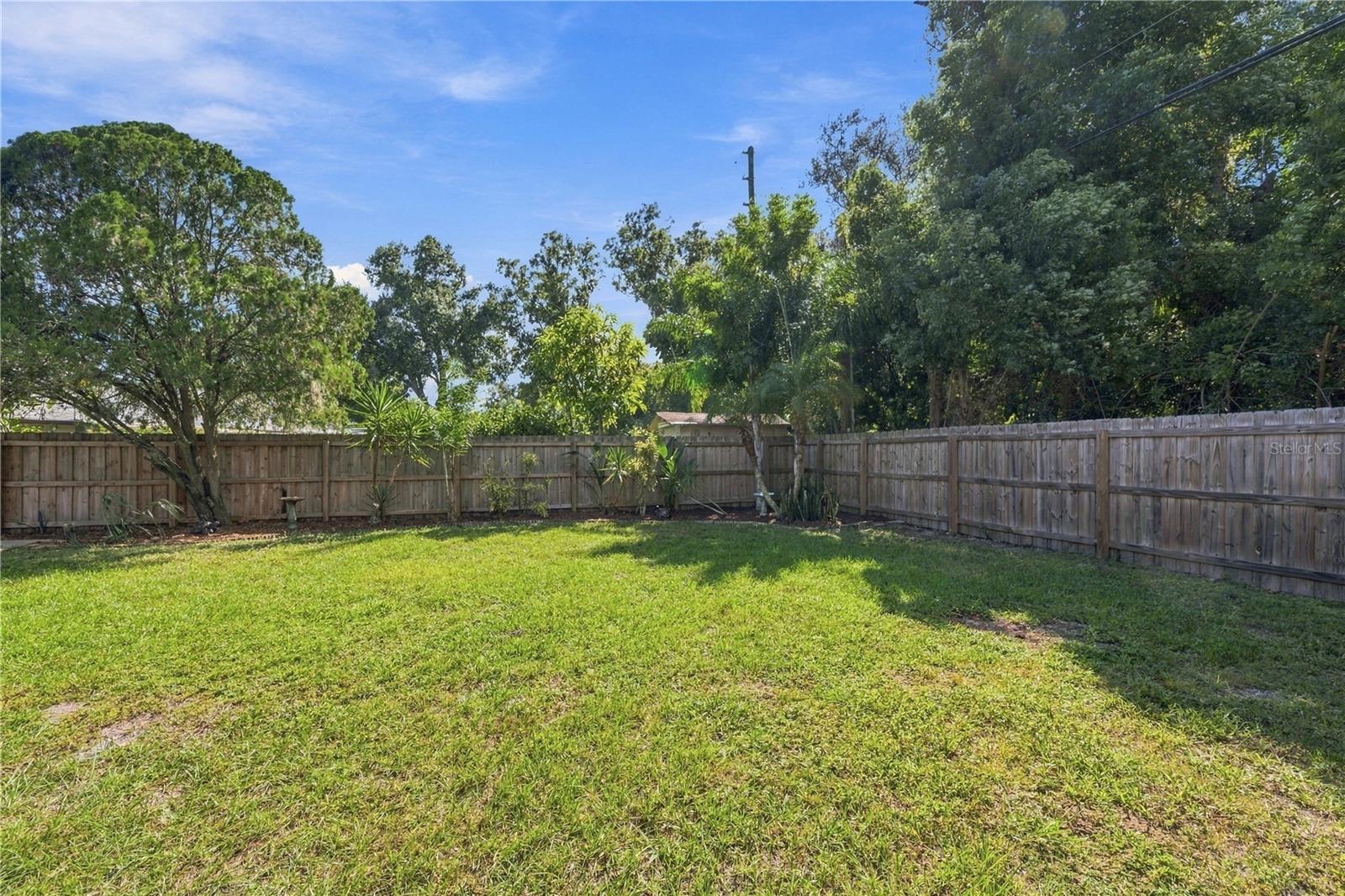 75. FULLY FENCED (New-ish Fence!) BACKYARD.. Means Privacy, Safety, Good Looking Space..