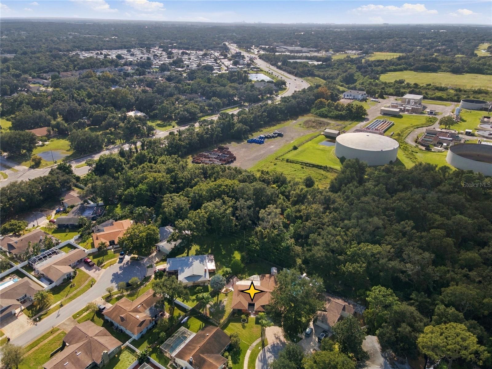 83.Aerial Views Show You Proximity to Tampa Bay, Clearwater, Dunedin.. All Very Short Rides!