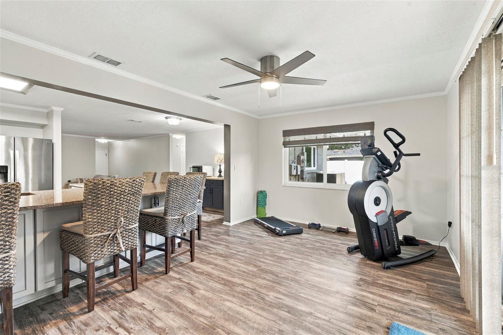 1279 S DISSTON AVENUE, Tarpon Springs, FL 34689