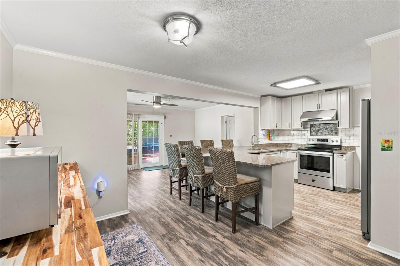 1279 S DISSTON AVENUE, Tarpon Springs, FL 34689