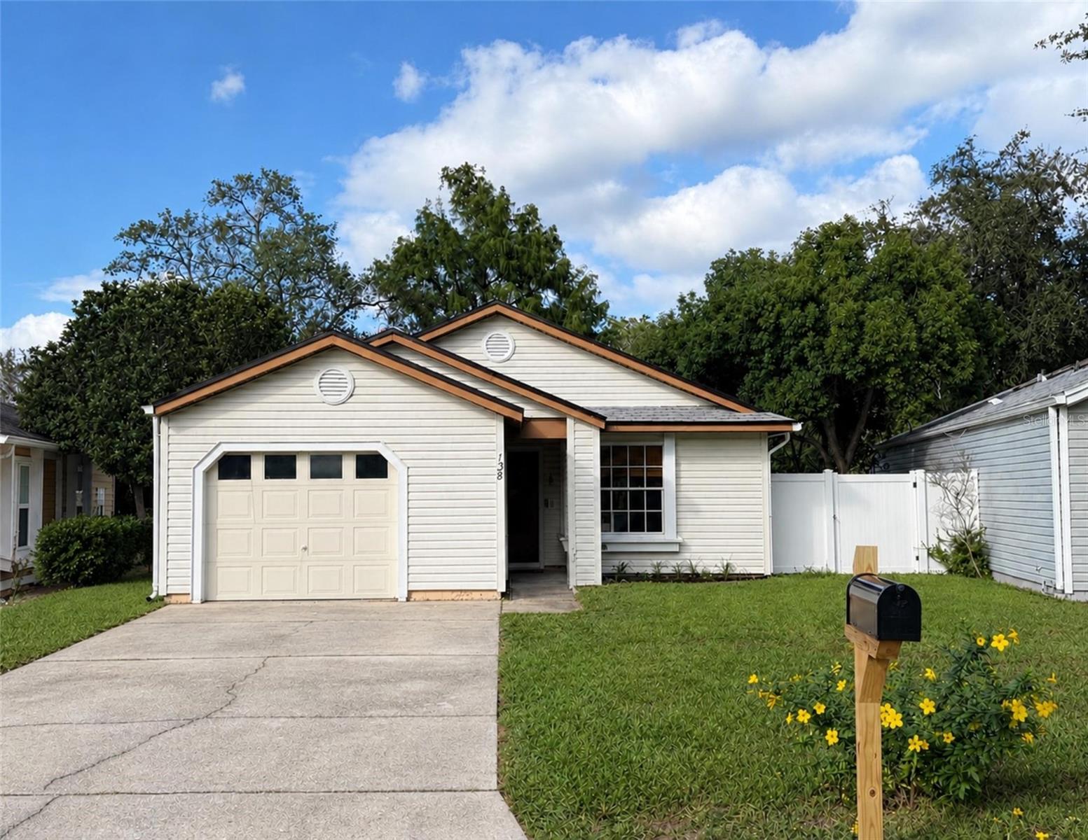 138 MEADOW BOULEVARD, Sanford, FL 32771