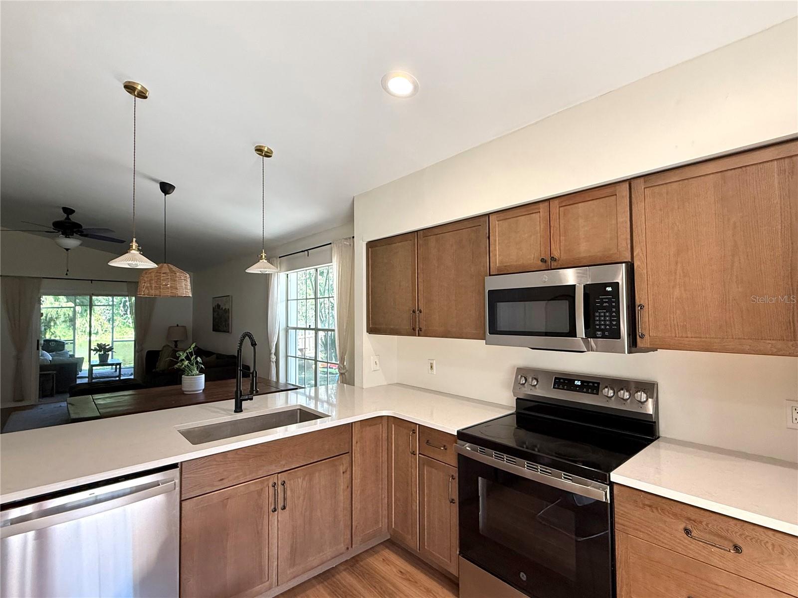 138 MEADOW BOULEVARD, Sanford, FL 32771