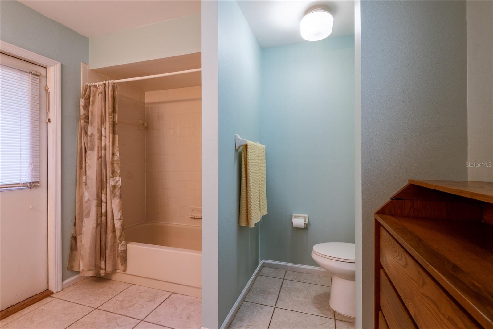 2305 FORREST CREST CIRCLE, Lutz, FL 33549