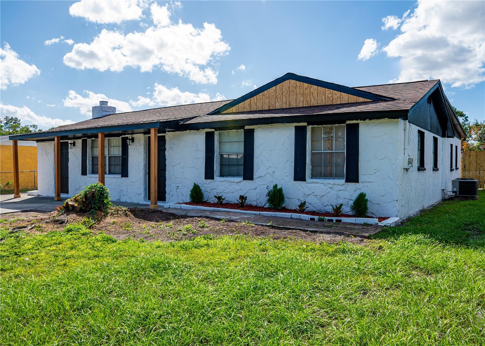 3414 CARIOCA COURT, Tampa, FL 33605