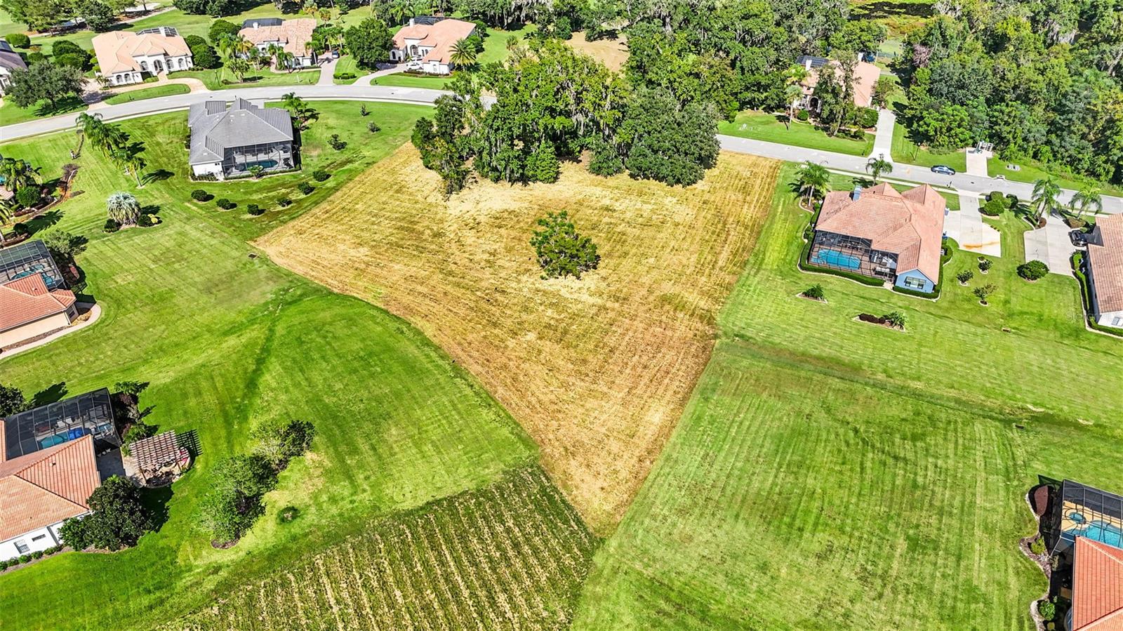 13628 CARNOUSTIE CIR, Dade City, FL 33525