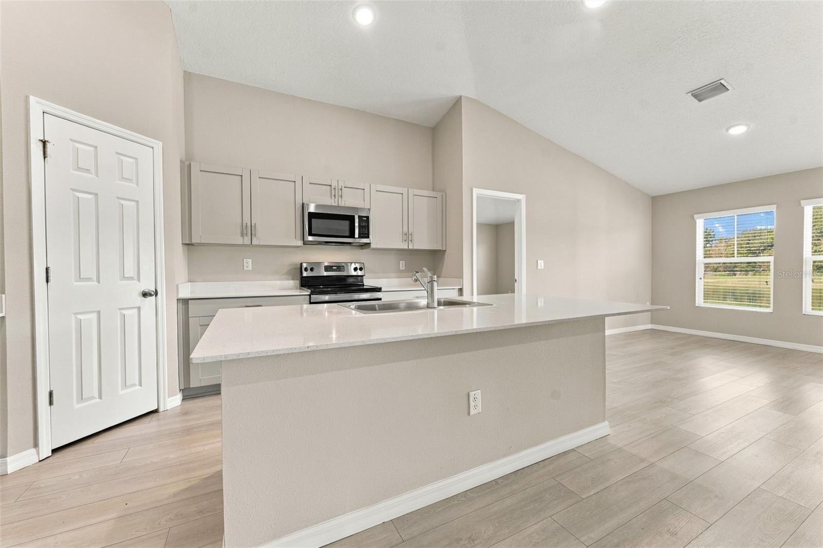 12648 TANNENCREST DRIVE, Riverview, FL 33579