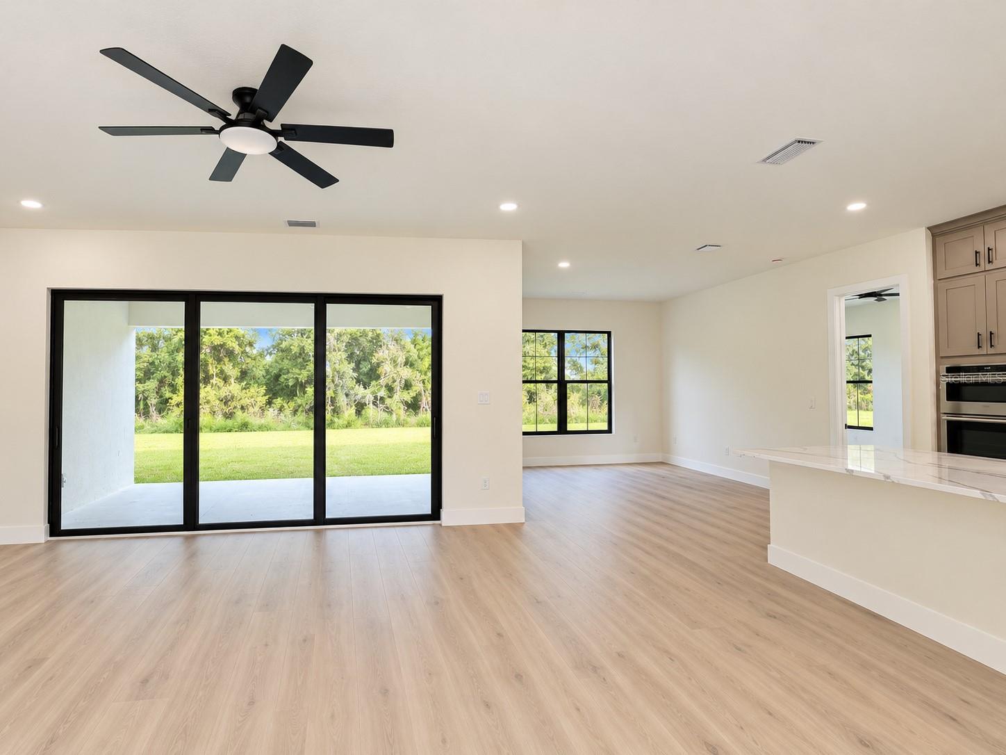 4112 SOUTHERN VALLEY LOOP, Brooksville, FL 34601