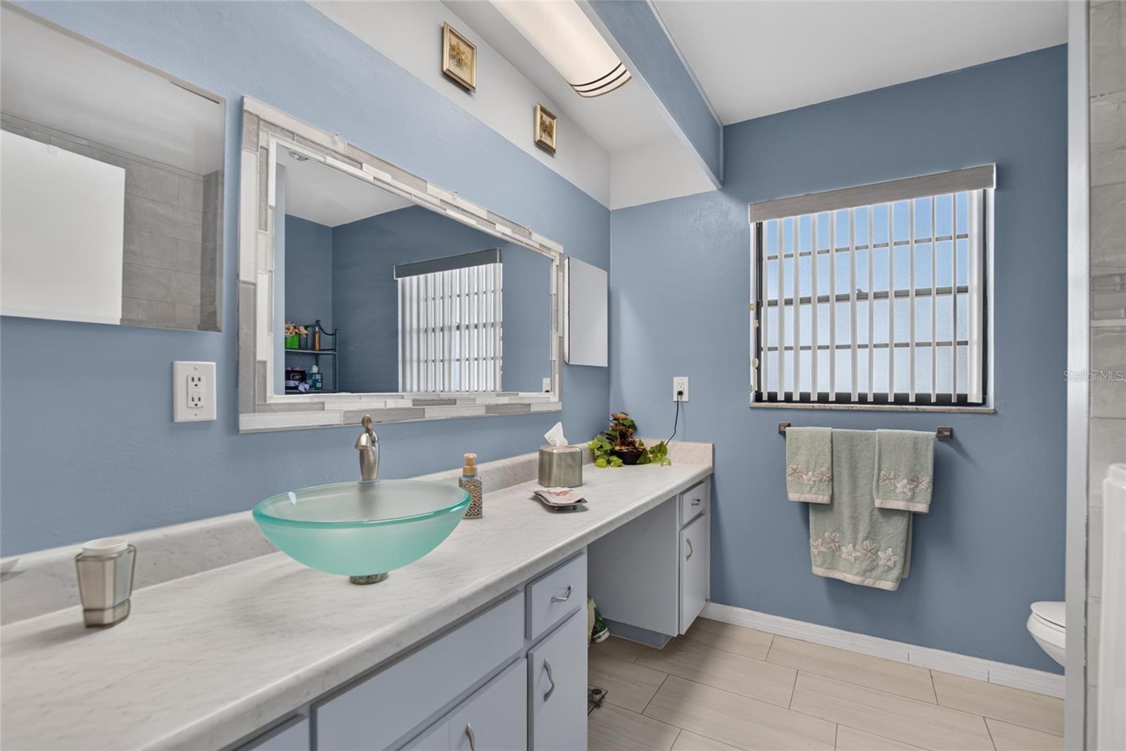 2023 EL RANCHO DRIVE, Sun City Center, FL 33573