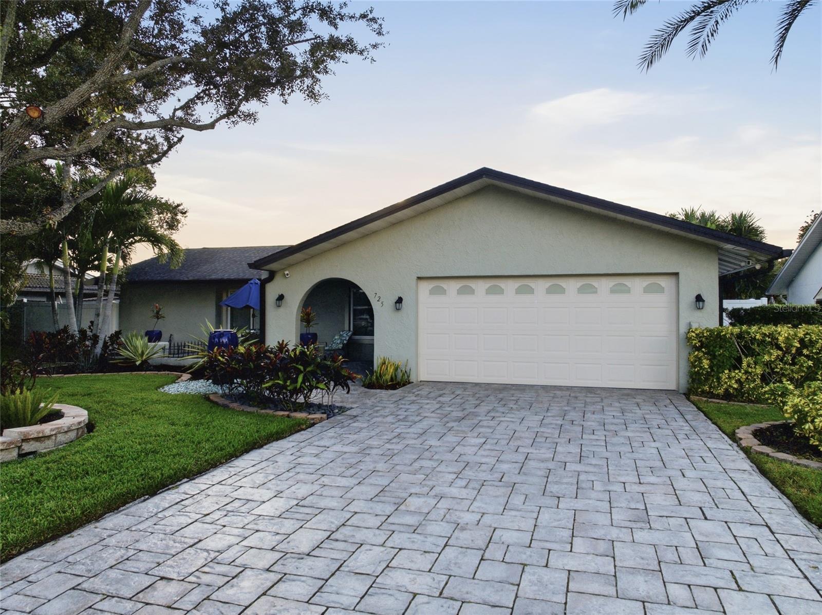 725 DEL ORO DRIVE, Safety Harbor, FL 34695