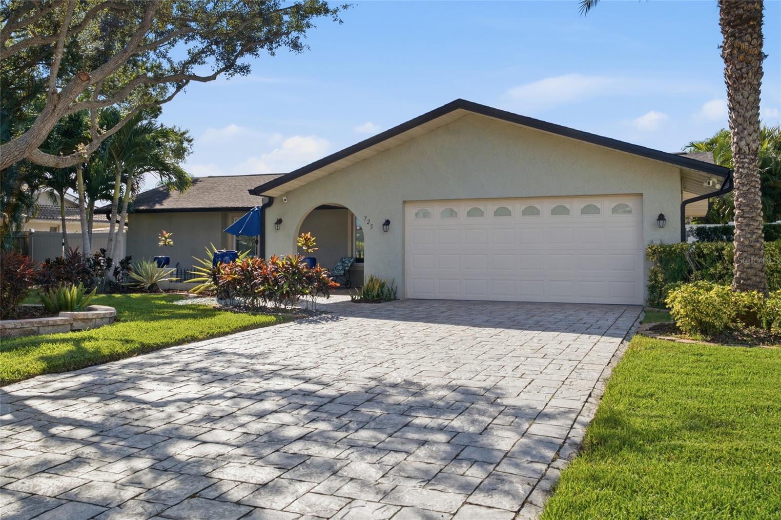 725 DEL ORO DRIVE, Safety Harbor, FL 34695