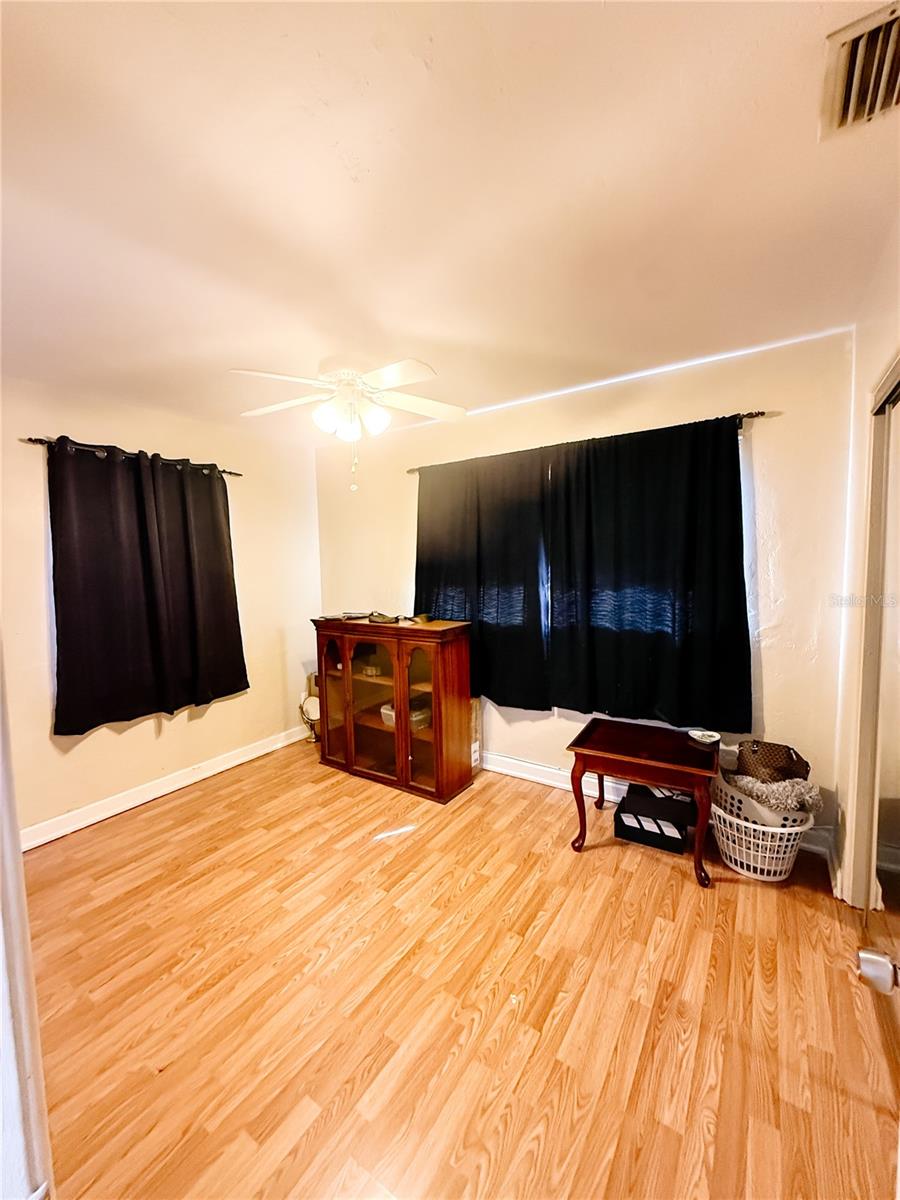 5401 48TH TERRACE N, St Petersburg, FL 33709