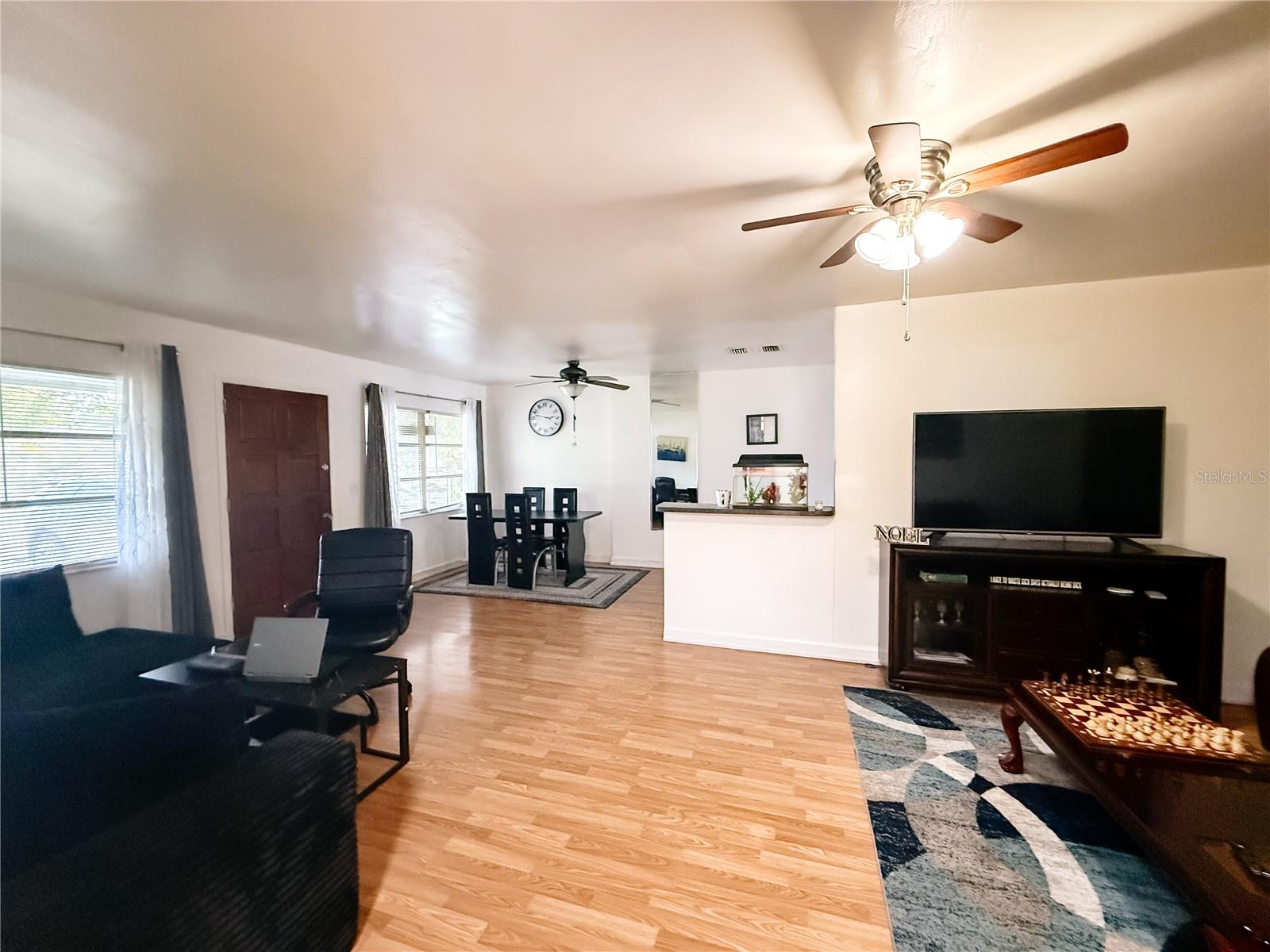 5401 48TH TERRACE N, St Petersburg, FL 33709