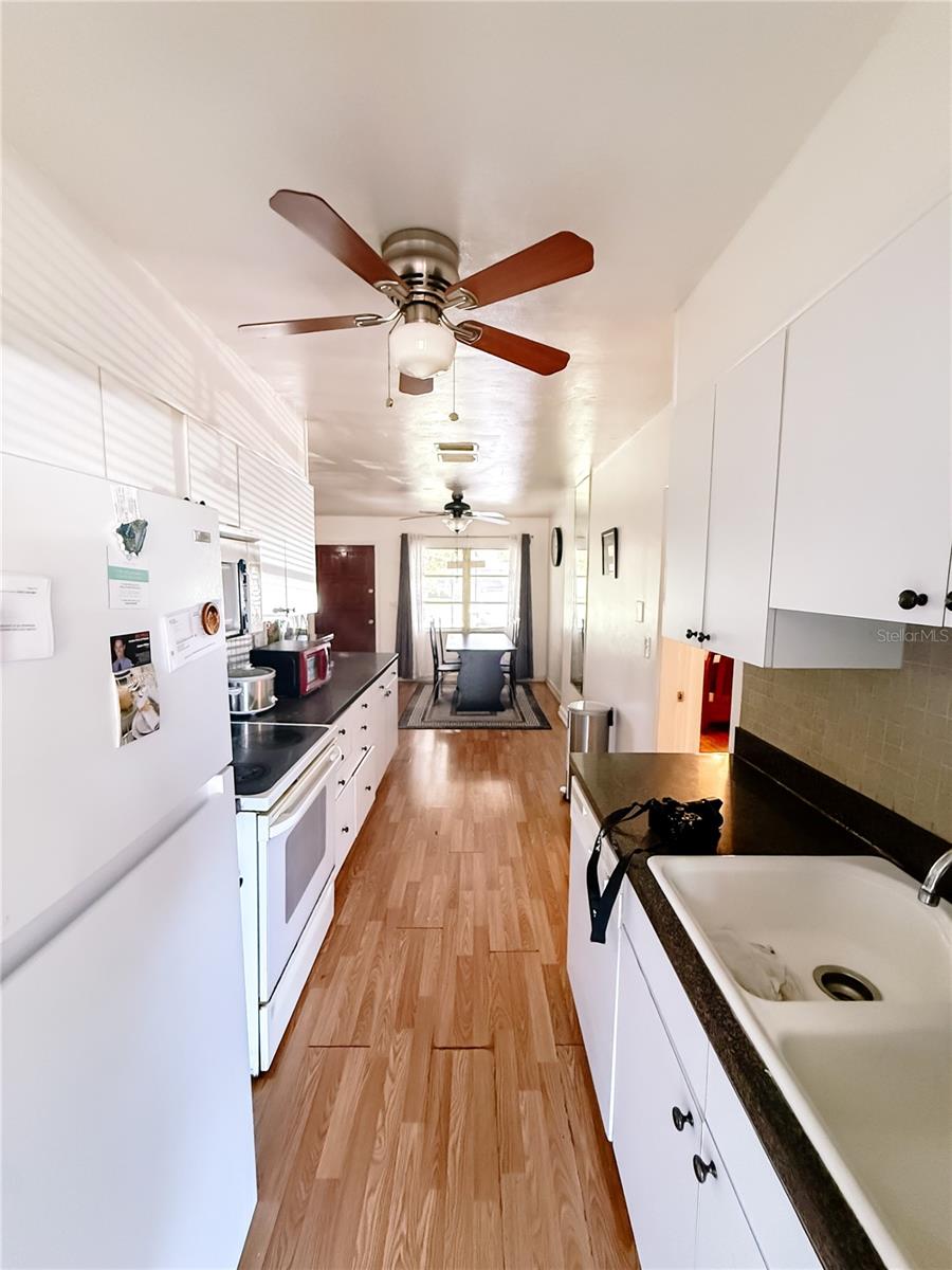 5401 48TH TERRACE N, St Petersburg, FL 33709