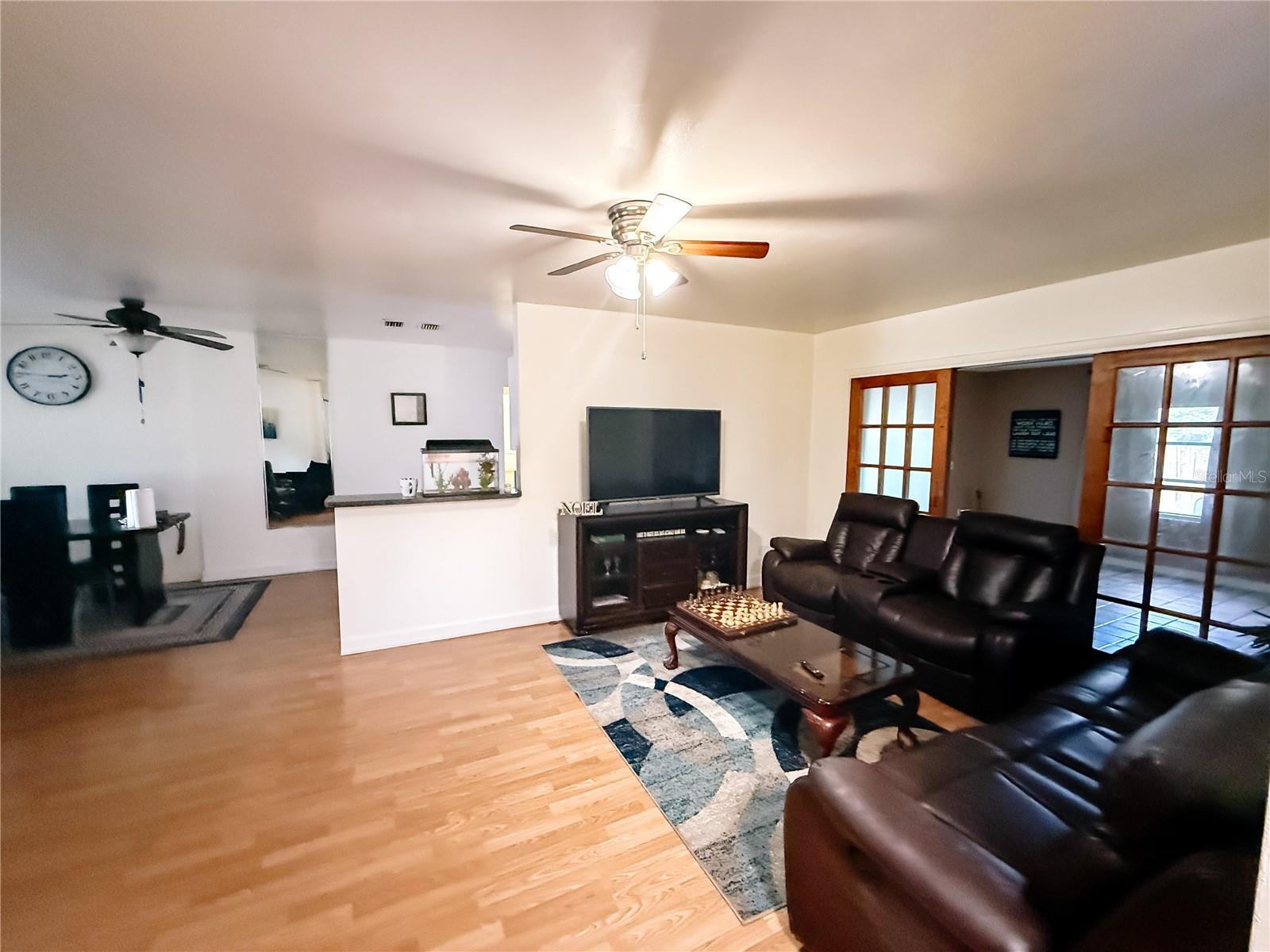 5401 48TH TERRACE N, St Petersburg, FL 33709