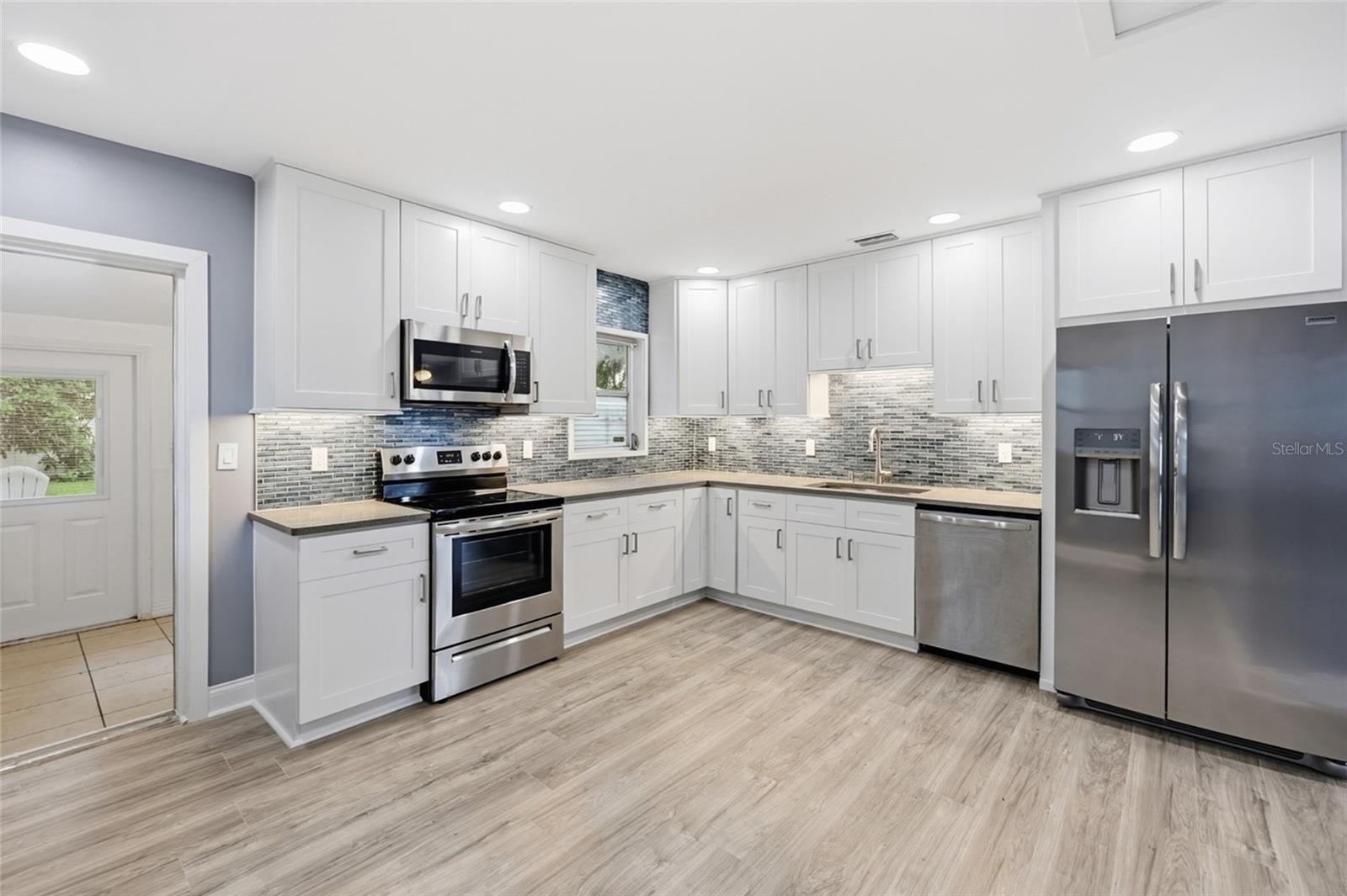 8407 N NEWPORT AVENUE, Tampa, FL 33604