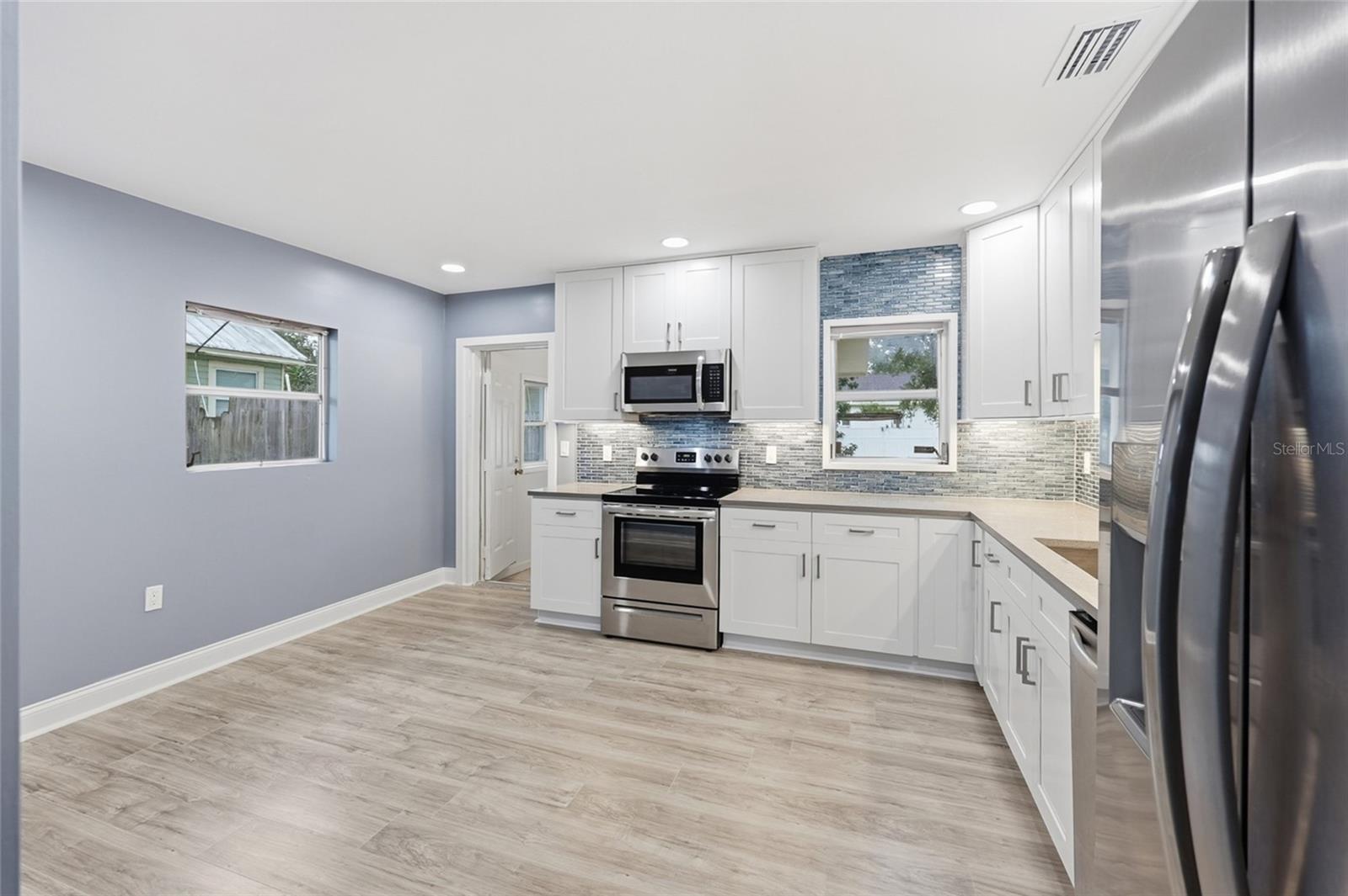 8407 N NEWPORT AVENUE, Tampa, FL 33604