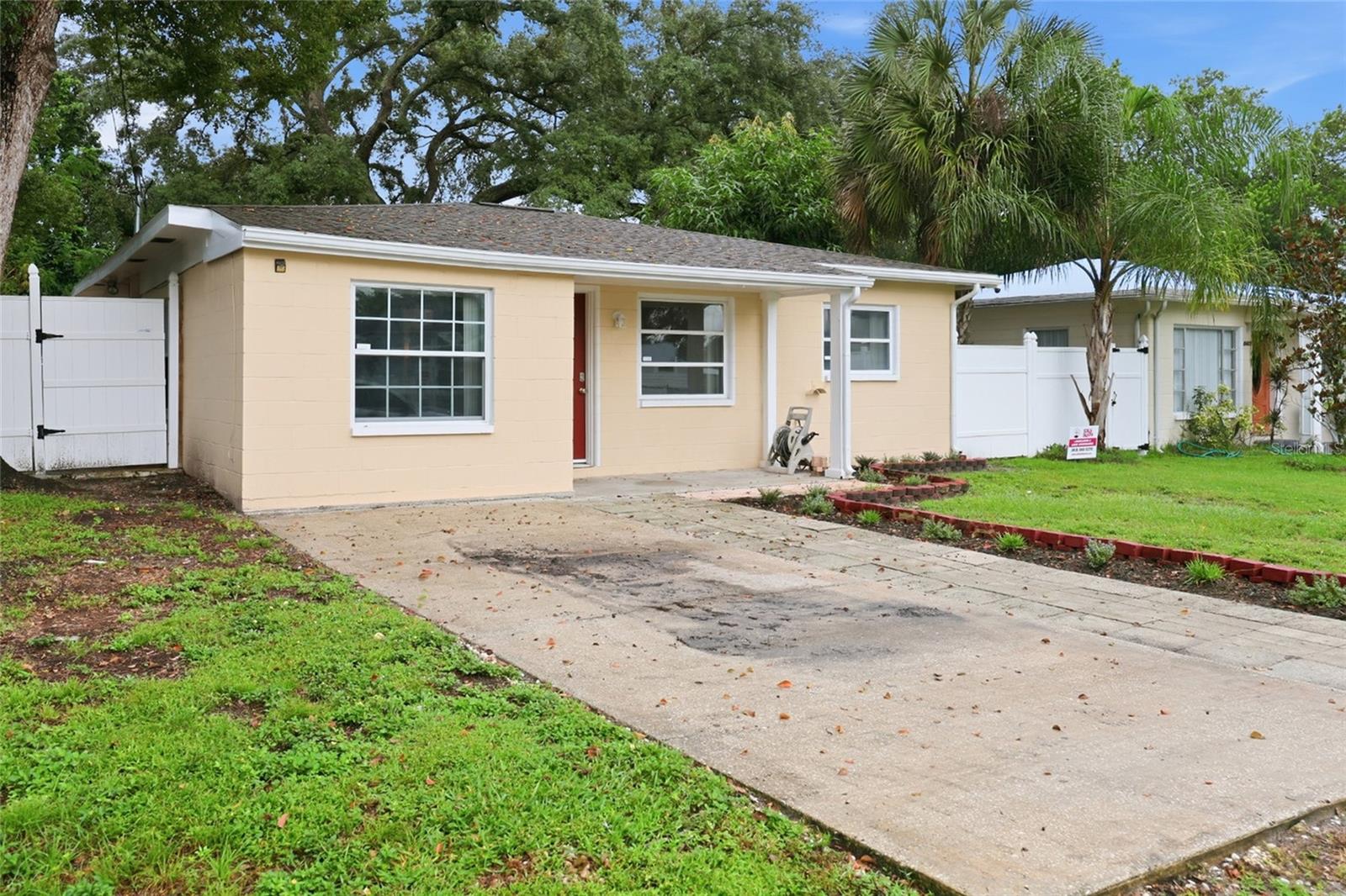 8407 N NEWPORT AVENUE, Tampa, FL 33604