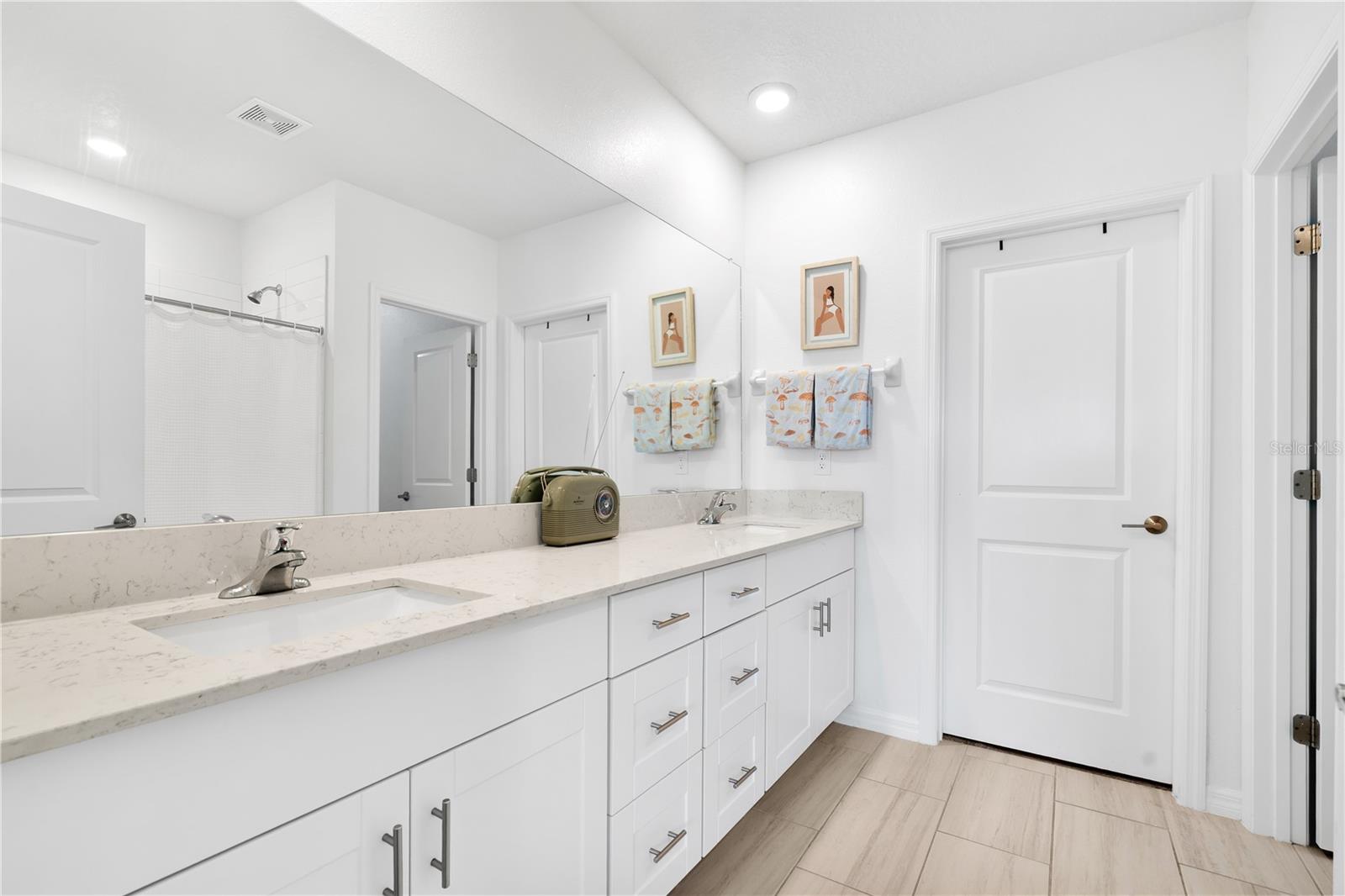 5009 FIDDLE FIG AVENUE, Wimauma, FL 33598