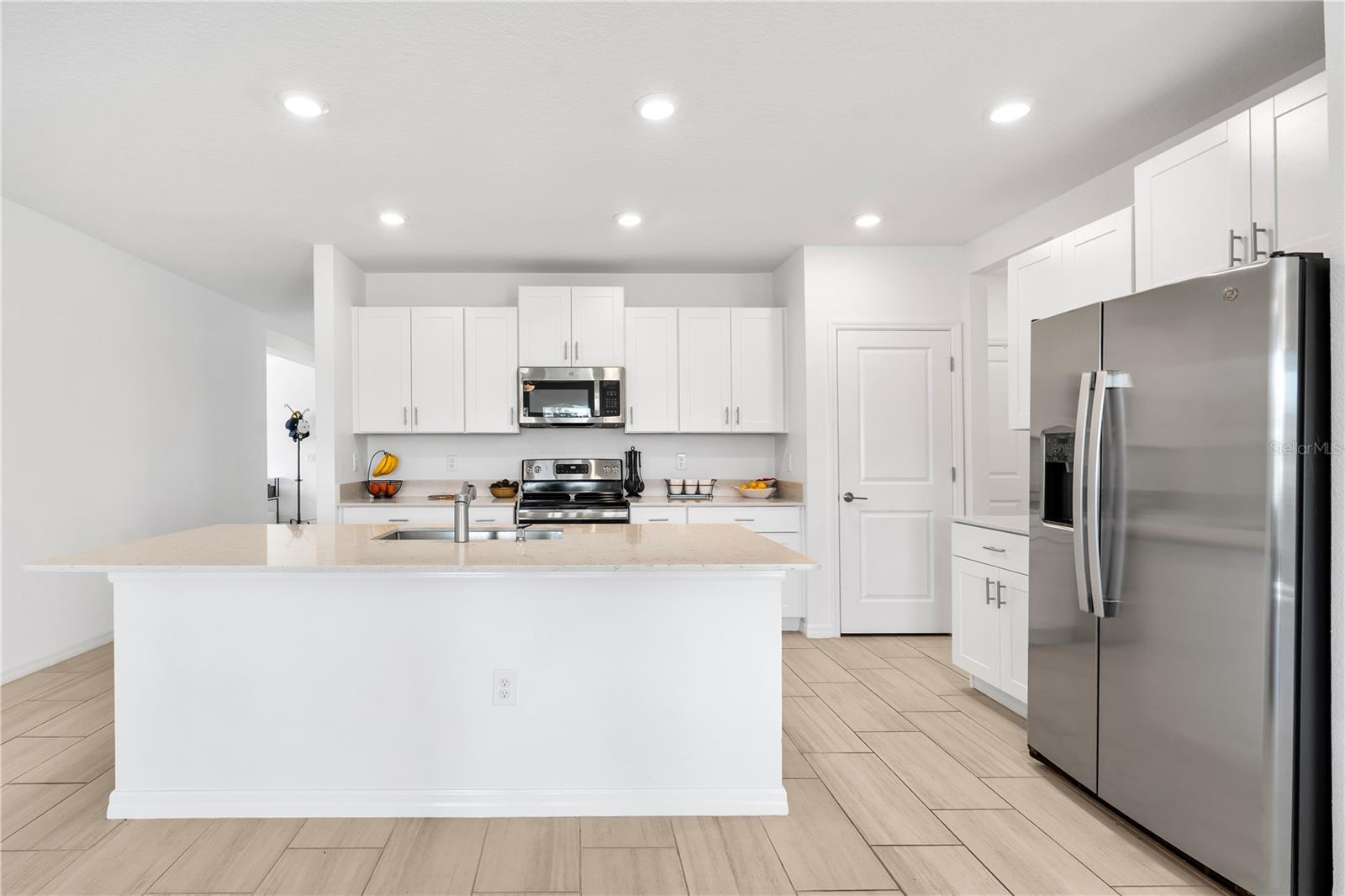 5009 FIDDLE FIG AVENUE, Wimauma, FL 33598