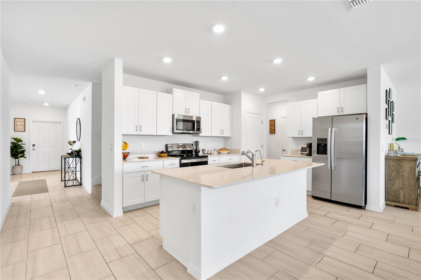 5009 FIDDLE FIG AVENUE, Wimauma, FL 33598