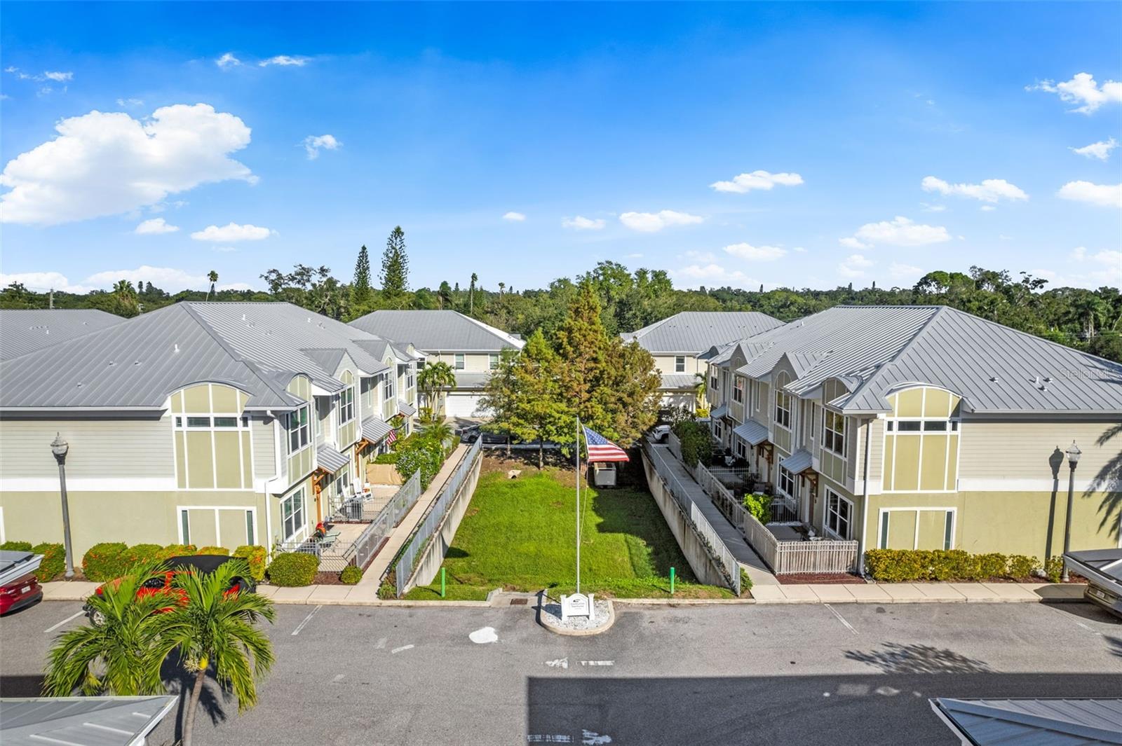 1282 CALUSA CIRCLE, Clearwater, FL 33755