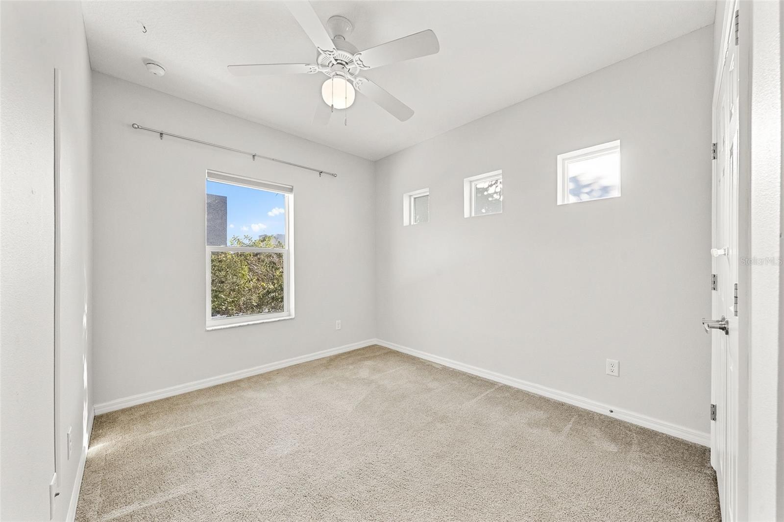 1282 CALUSA CIRCLE, Clearwater, FL 33755