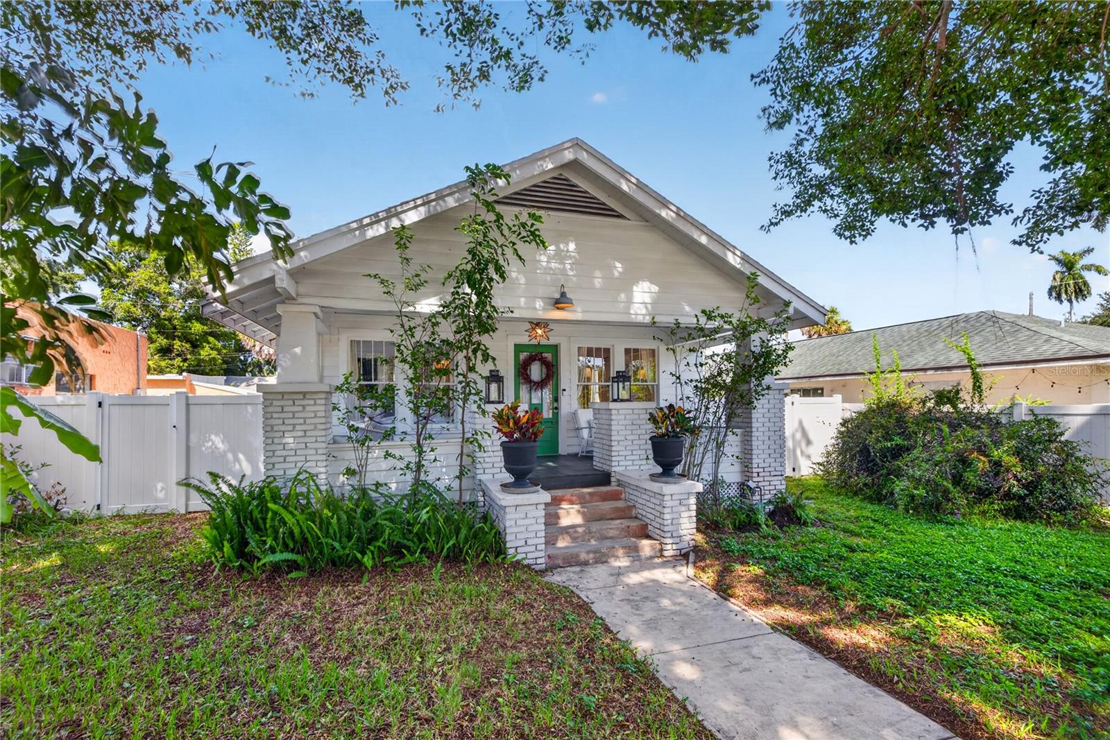 2106 8TH AVENUE W, Bradenton, FL 34205